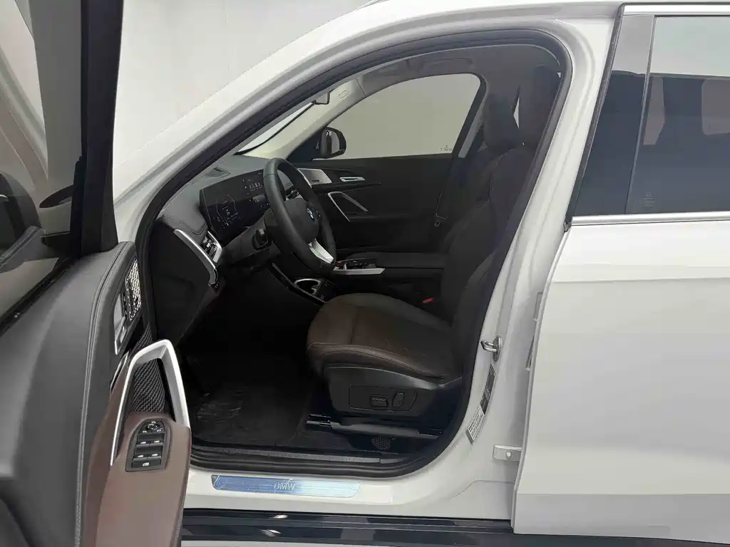 BMW X1 2024 sDrive25Li xDesign Package