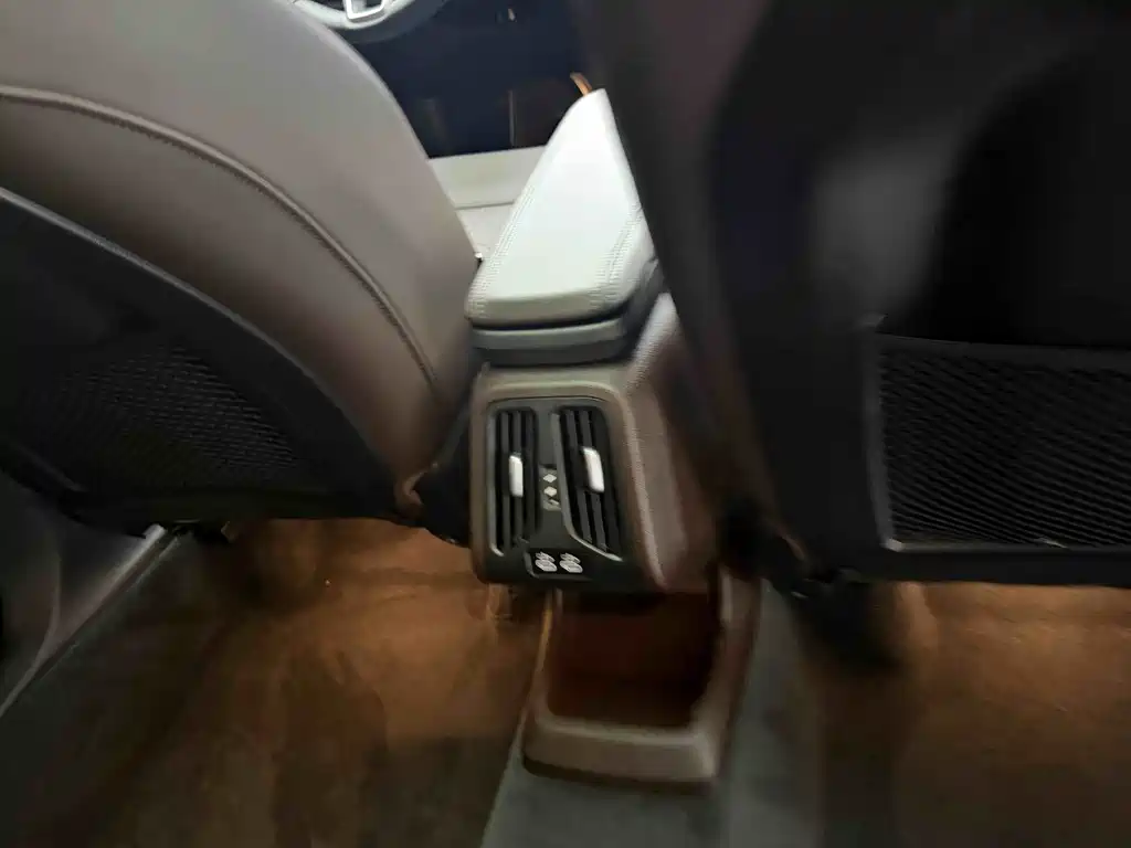 BMW X1 2024 sDrive25Li xDesign Package