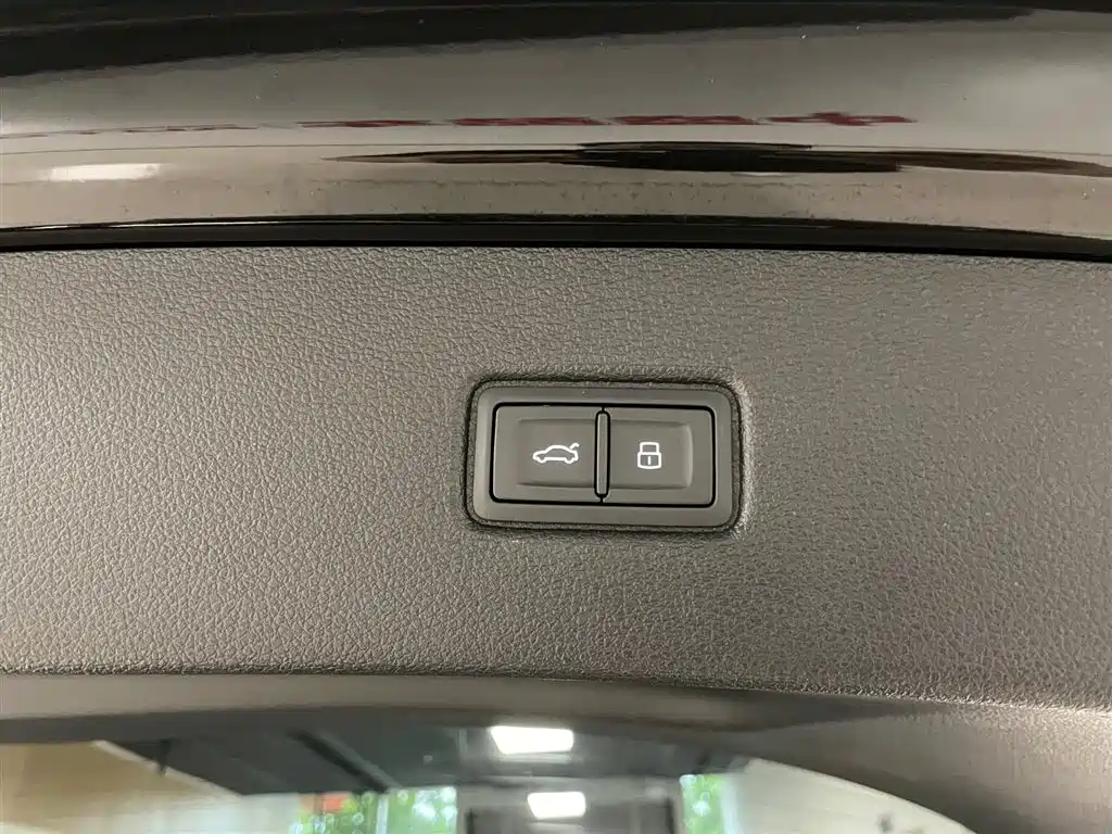 Audi Q7 2023 45 TFSI quattro S line Sport Edition
