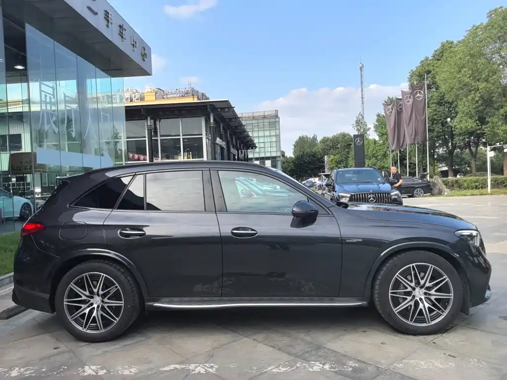 Mercedes-AMG GLC 43 4MATIC 2025