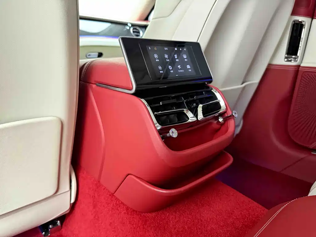Ferari 2022 Model 4.0T V8 Standard Edition
