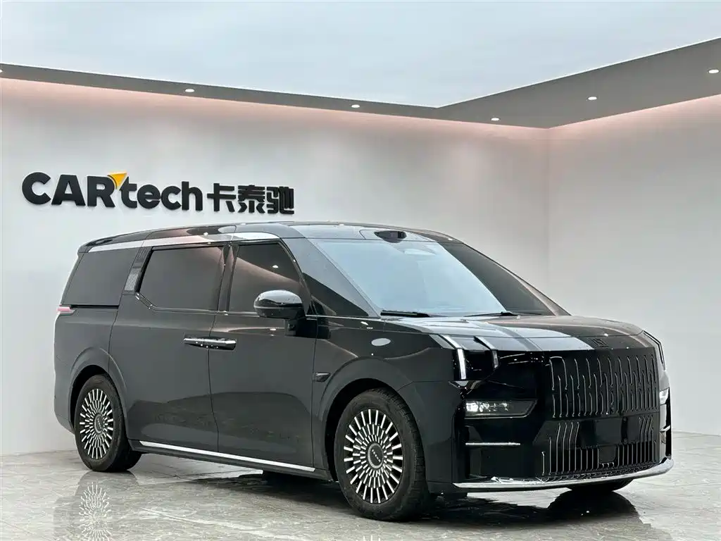Jizhe 009 2024 7-seat Passage Edition Four-wheel Drive 108kWh