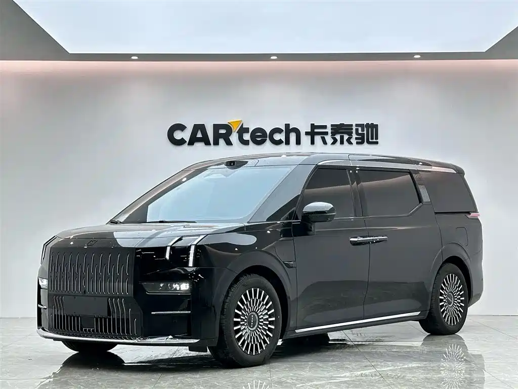Jizhe 009 2024 7-seat Passage Edition Four-wheel Drive 108kWh