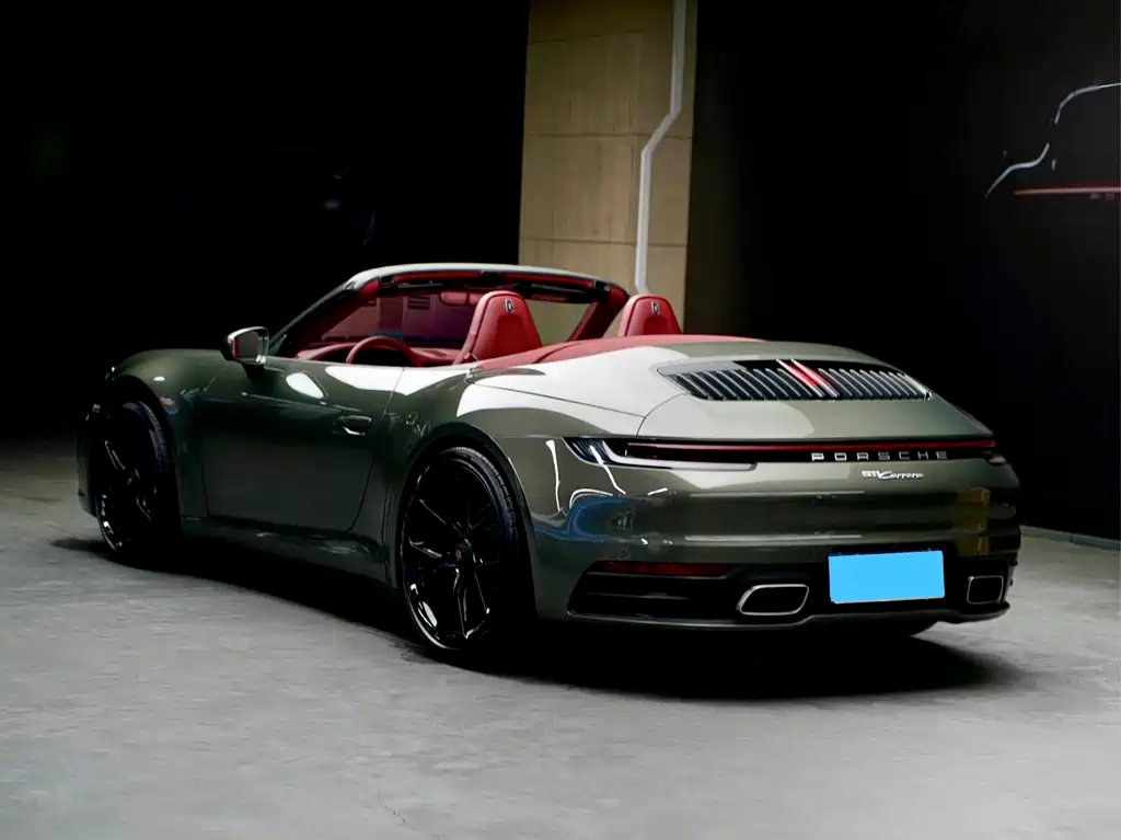 Porsche 911 Carrera Cabriolet 3.0T 2020 Model