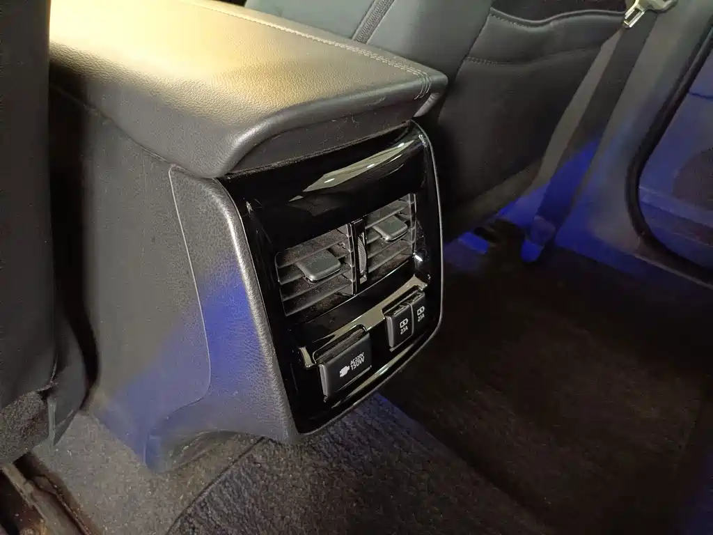 Asia Dragon 2019 2.5L Touring Prestige Edition National V