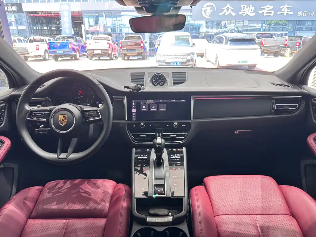 Macan 2022 2.0T