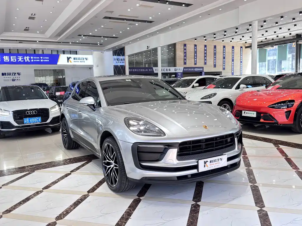 Macan 2022 2.0T