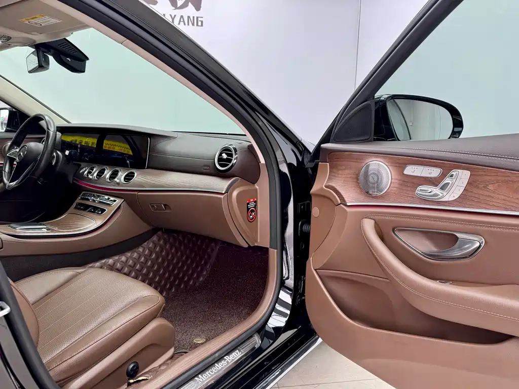 Mercedes-Benz E-Class 2022 Facelift E 300 L Luxury Edition