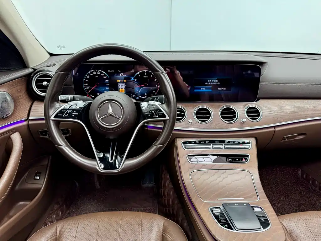Mercedes-Benz E-Class 2022 Facelift E 300 L Luxury Edition