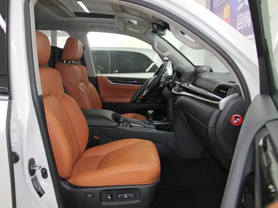 Lexus LX 2019 570 Peak Special Edition