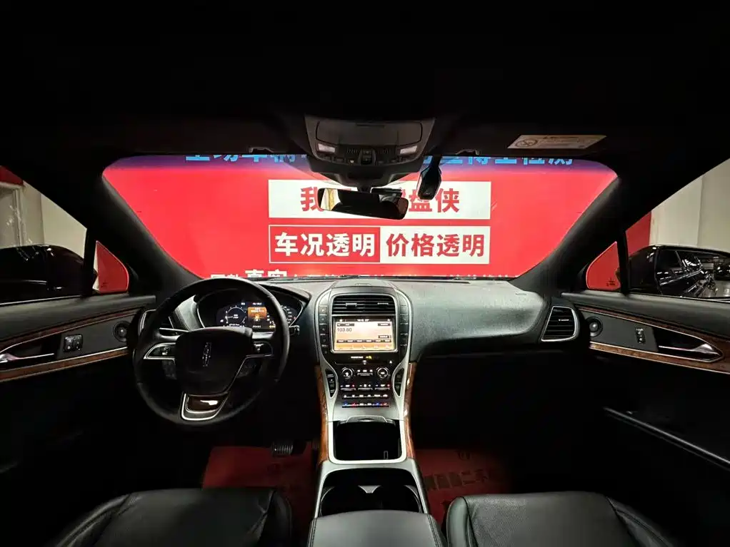 Navigator Import 2019 Model 2.0T 4WD Zunya Edition National V