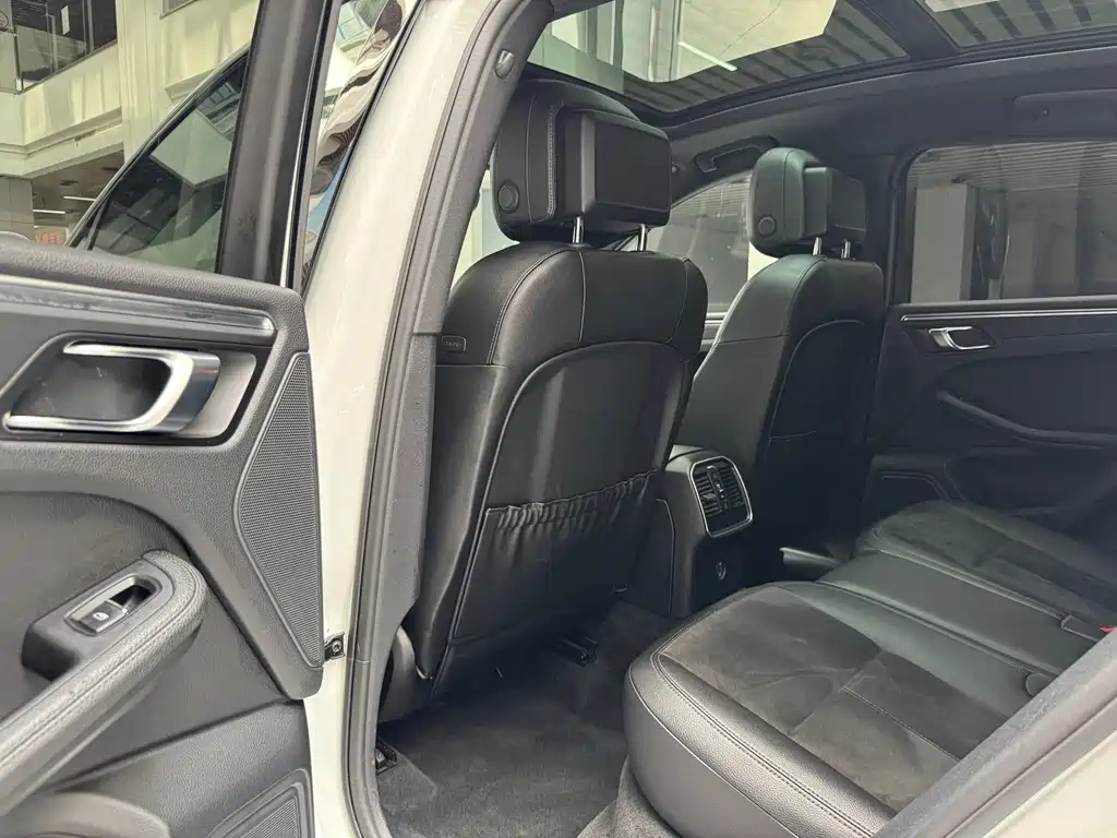Macan 2018 2.0T