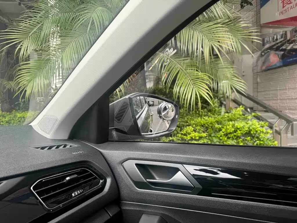 T-ROC 2020 280TSI DSG Two-wheel Drive Comfort Edition
