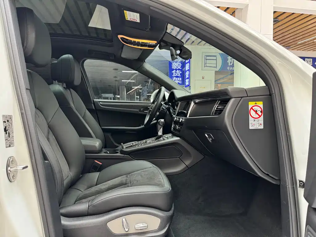 Macan 2018 2.0T
