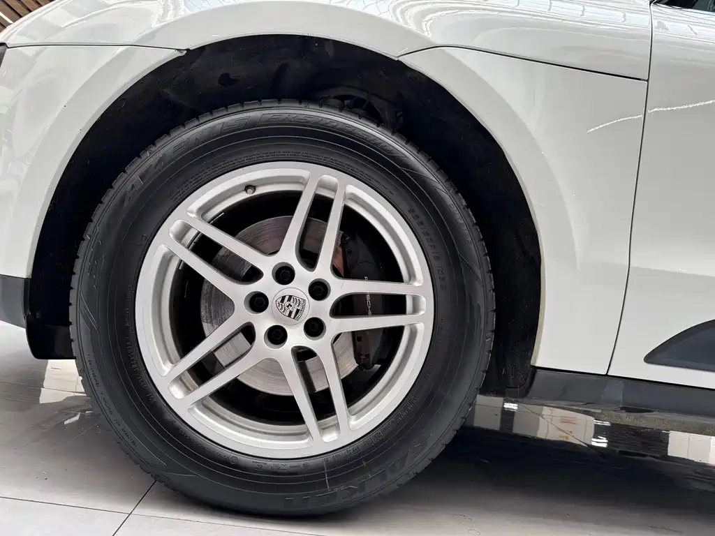Macan 2018 2.0T