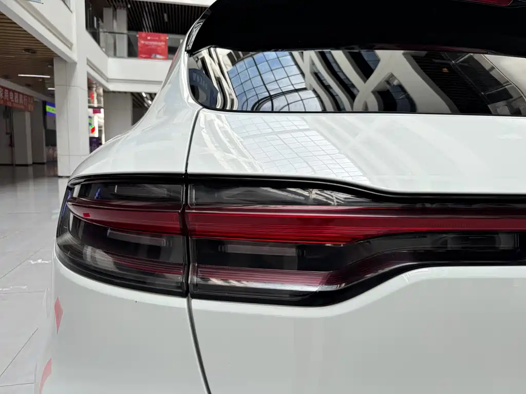 Macan 2018 2.0T