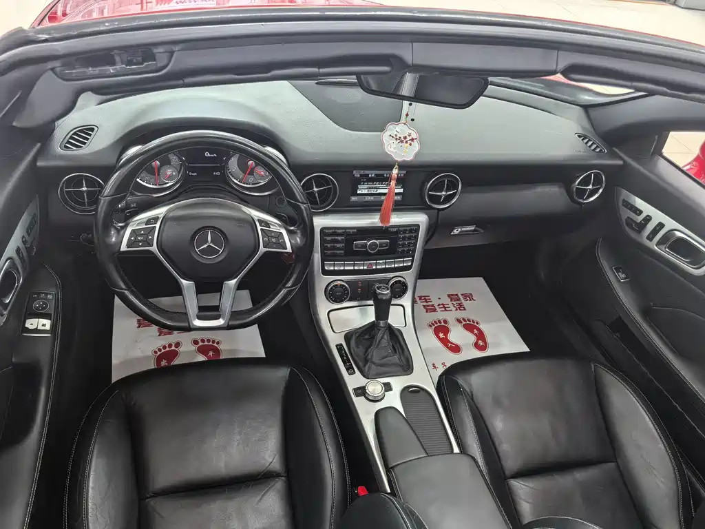Mercedes-Benz SLK Class 2011 model SLK 200 Sportline