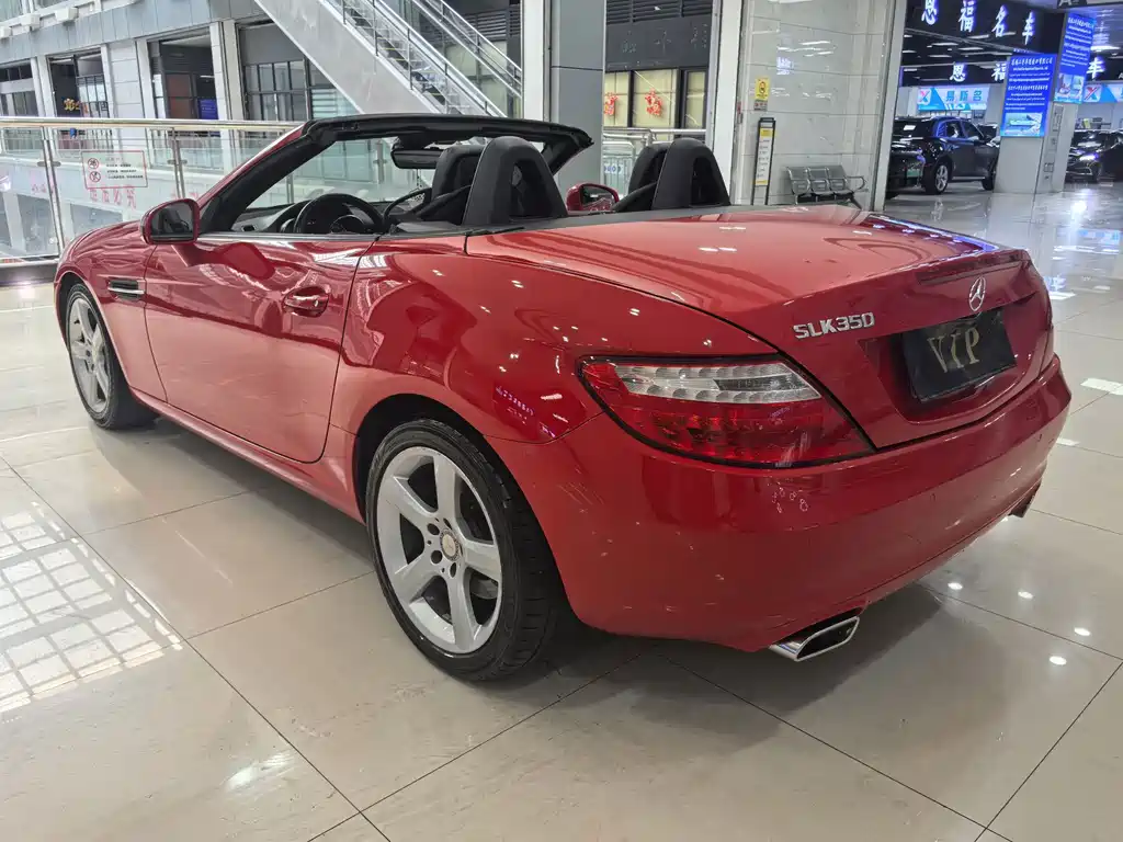 Mercedes-Benz SLK Class 2011 model SLK 200 Sportline