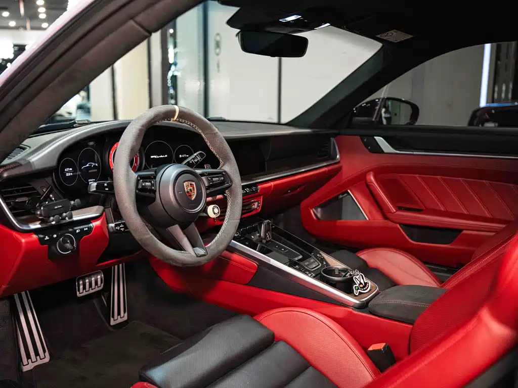 Porsche 911 Turbo S 3.7T 2022