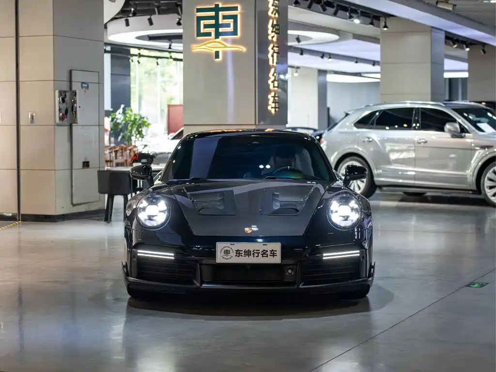 Porsche 911 Turbo S 3.7T 2022