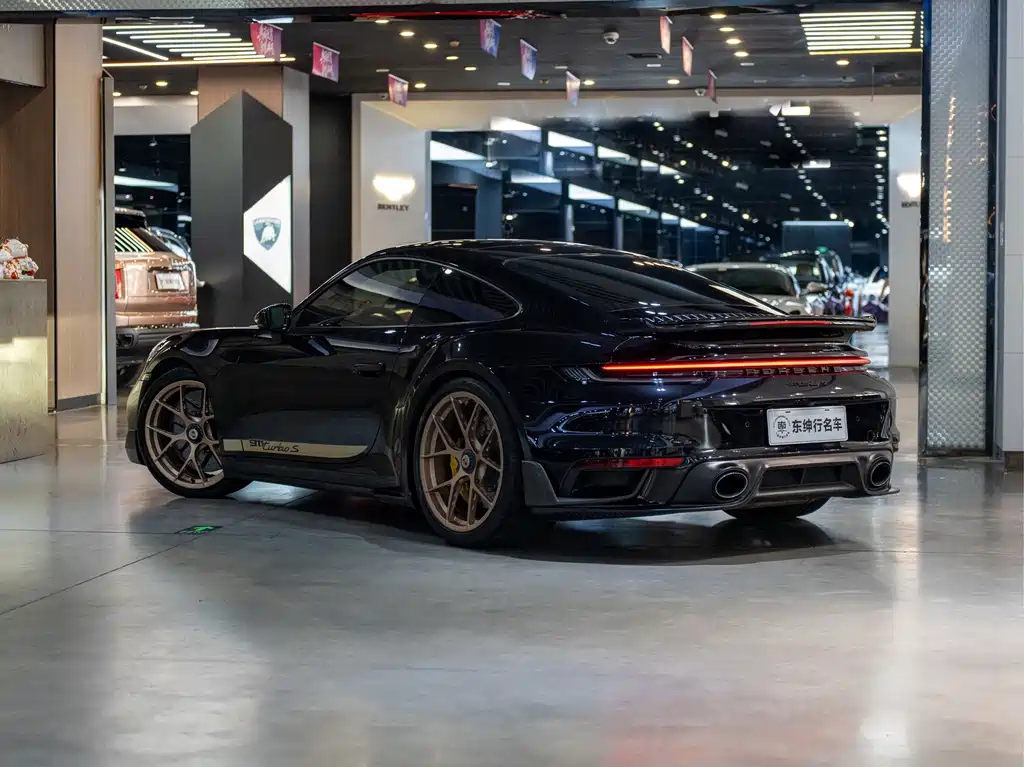 Porsche 911 Turbo S 3.7T 2022