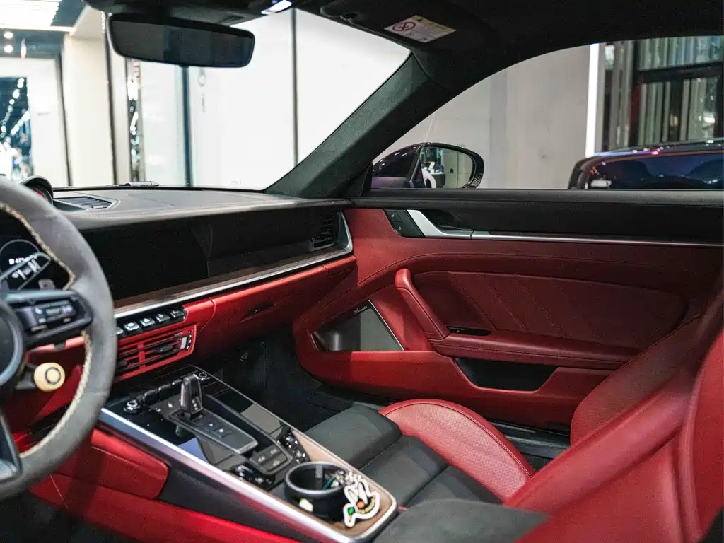 Porsche 911 Turbo S 3.7T 2022