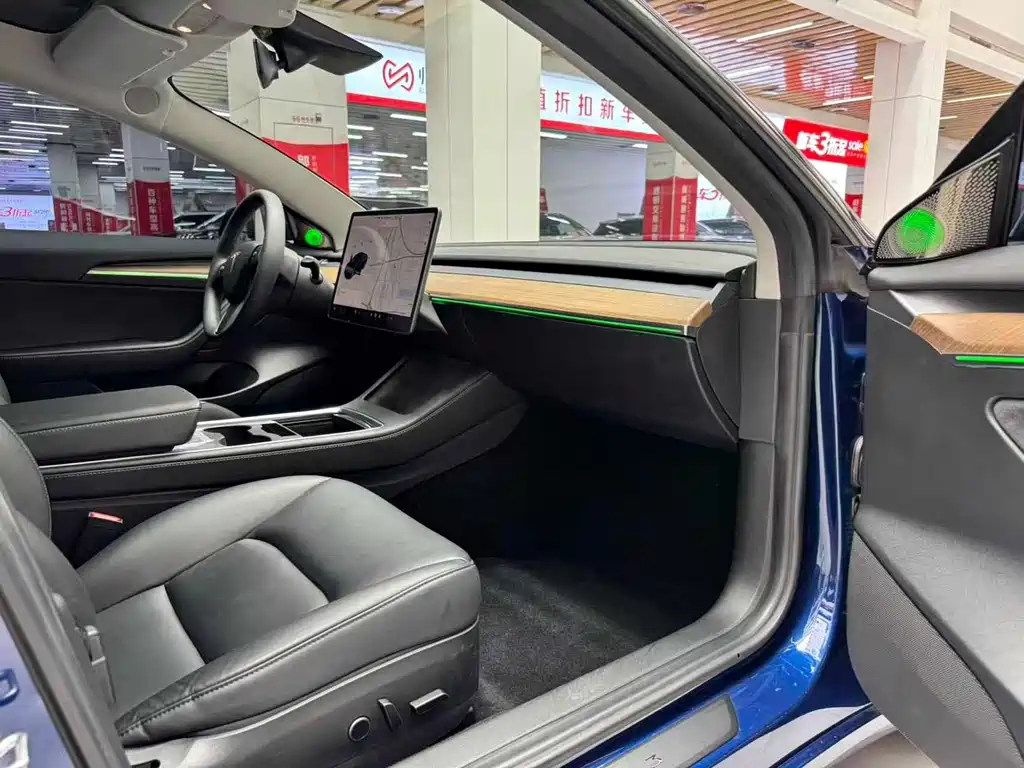 Model 3 Standard Range Rear-Wheel Drive Upgrade 2021