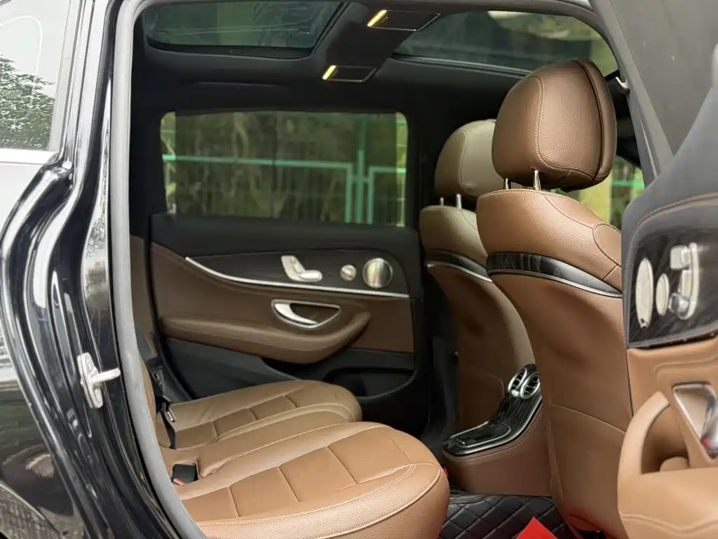 Mercedes-Benz E-Class 2022 Facelift E 300 L Luxury Edition