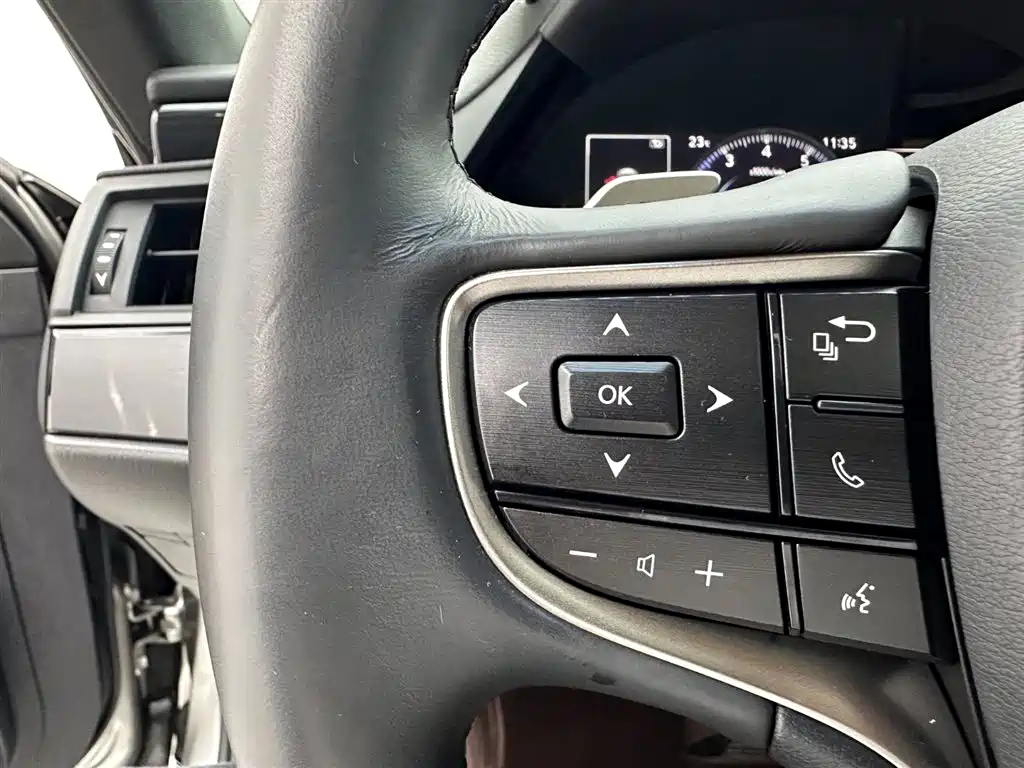 Lexus ES 2022 200 Excellence Edition
