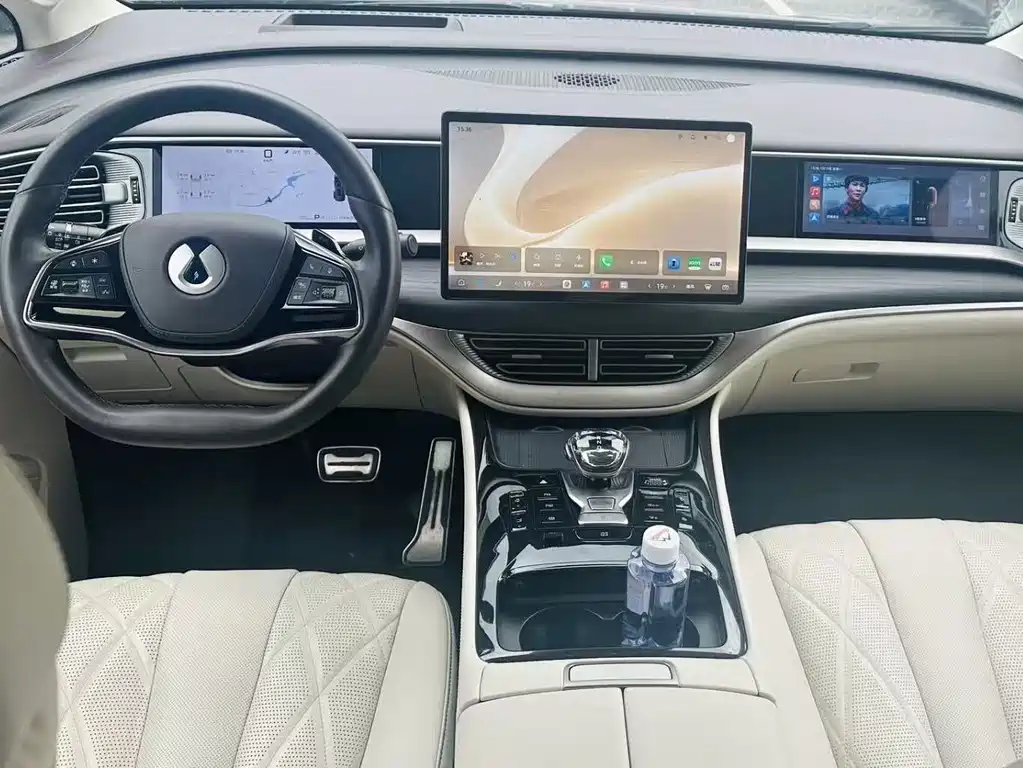 Tengri D9 2025 Model DM-i Smart Drive Edition 1020 All-Wheel Drive Flagship Type