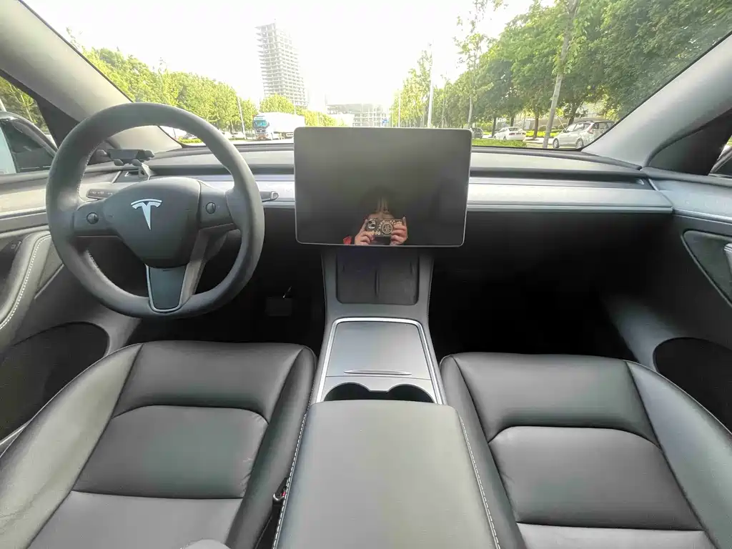 Model Y 2023 Rear-Wheel Drive Edition