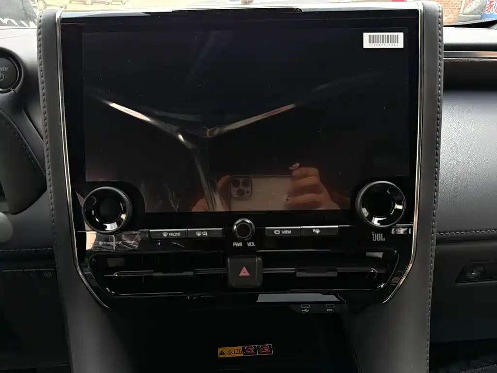 Alphard 2025款 Hybrid 2.5L Premium Gold Edition