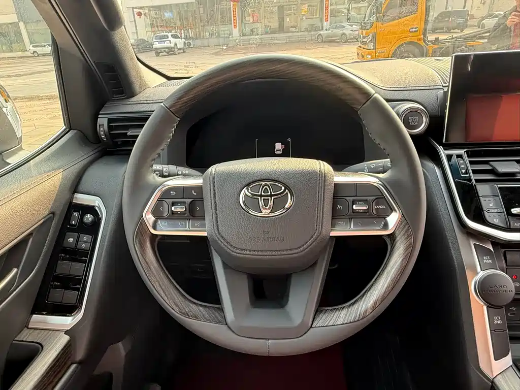 Land Cruiser Prado (Import) 2026 Model 4.0L Automatic