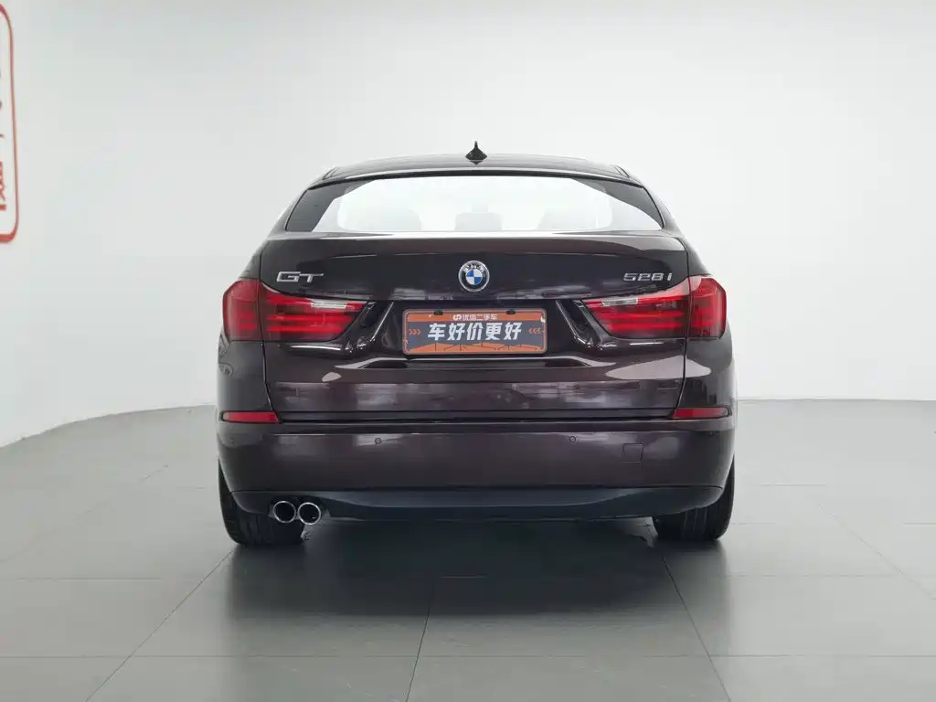 BMW 5 Series GT 2014 528i Leading Edition