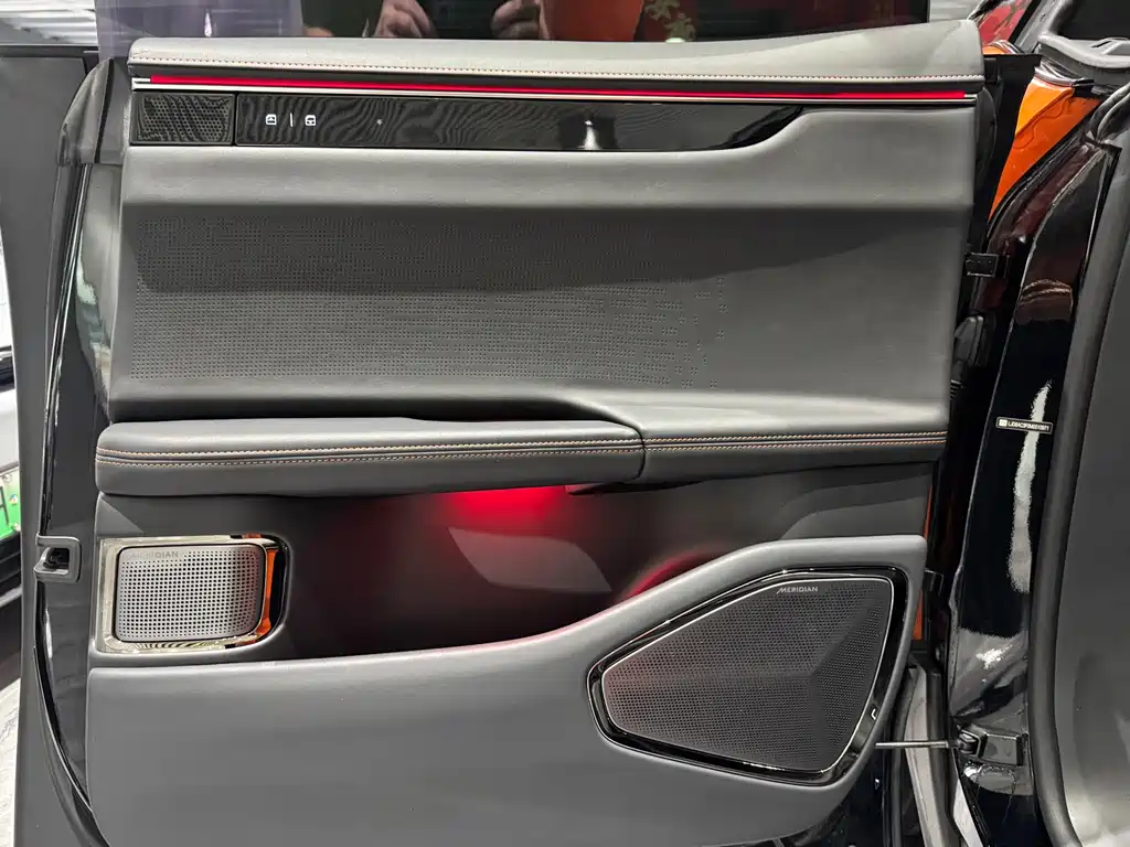 HighPhi X 2021 Founder Edition 6-seat