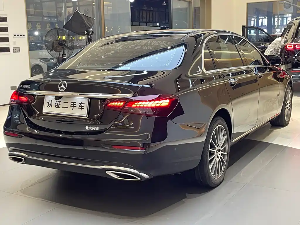 Mercedes-Benz E-Class 2022 Facelift E 260 L