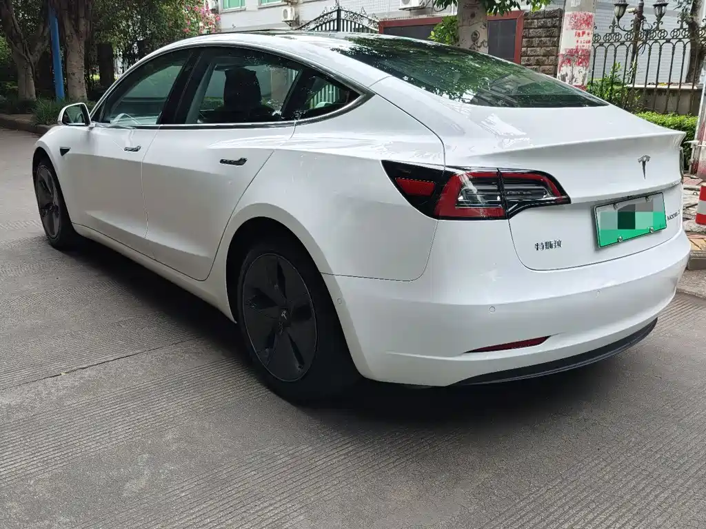 Model 3 Standard Range Rear-Wheel Drive Upgrade Version 2020