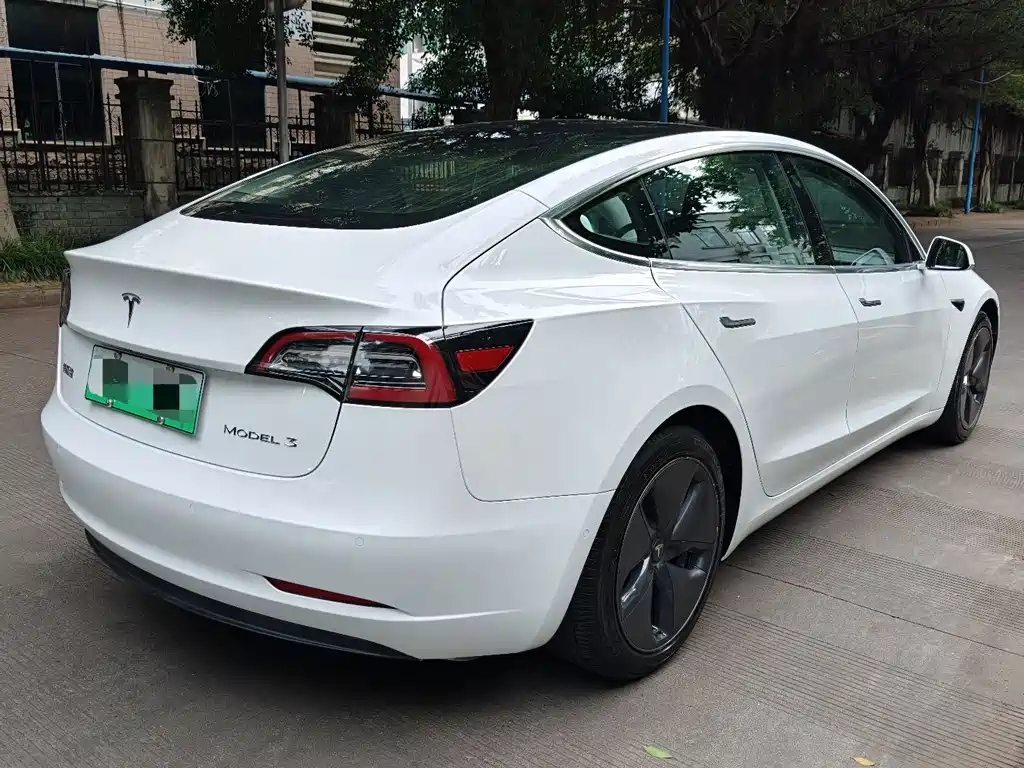 Model 3 Standard Range Rear-Wheel Drive Upgrade Version 2020