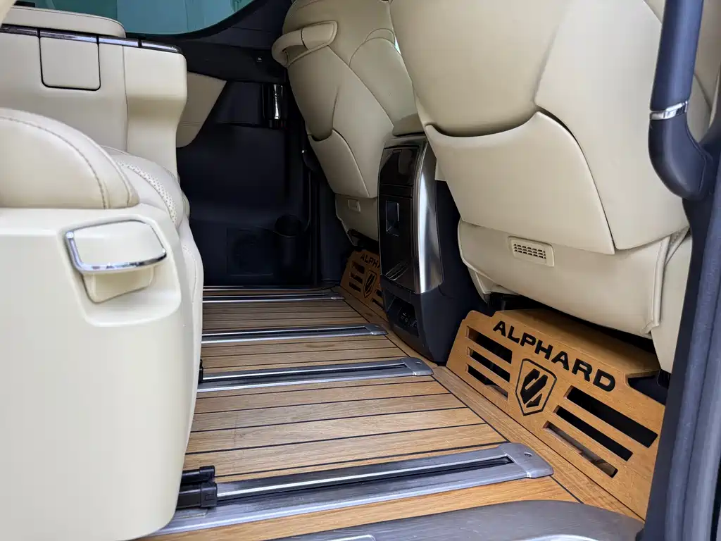 Camry 2021 2.5L HV Luxury Edition