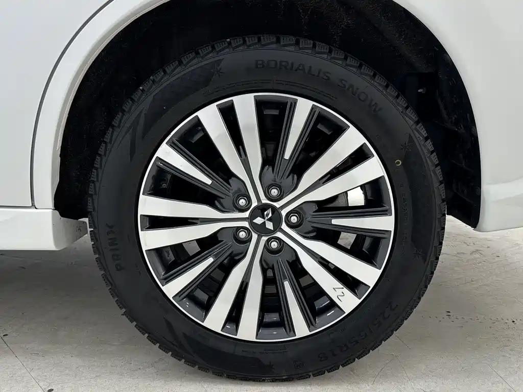 Outlander 2021 2.0L 2WD Enjoyment Edition 5-seat