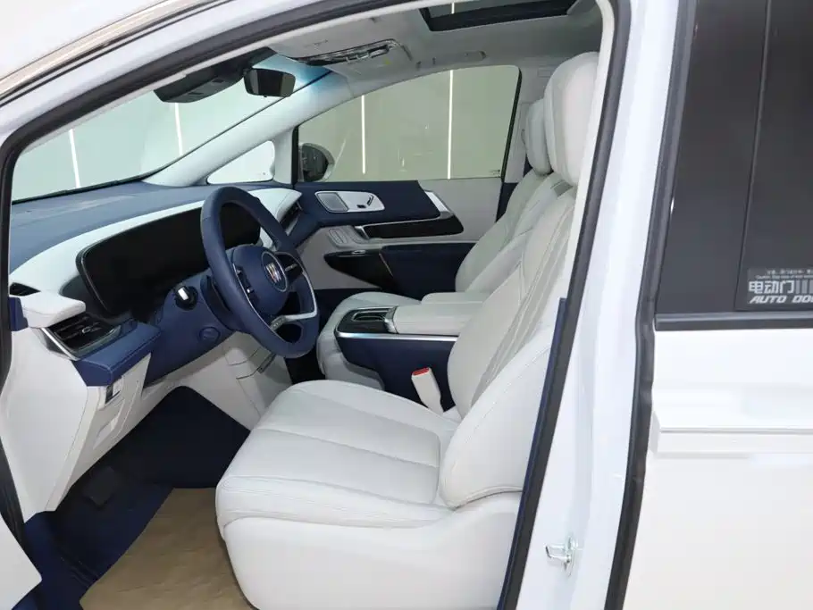 2025 Century 2.0T Six-Seater Yunshe Edition
