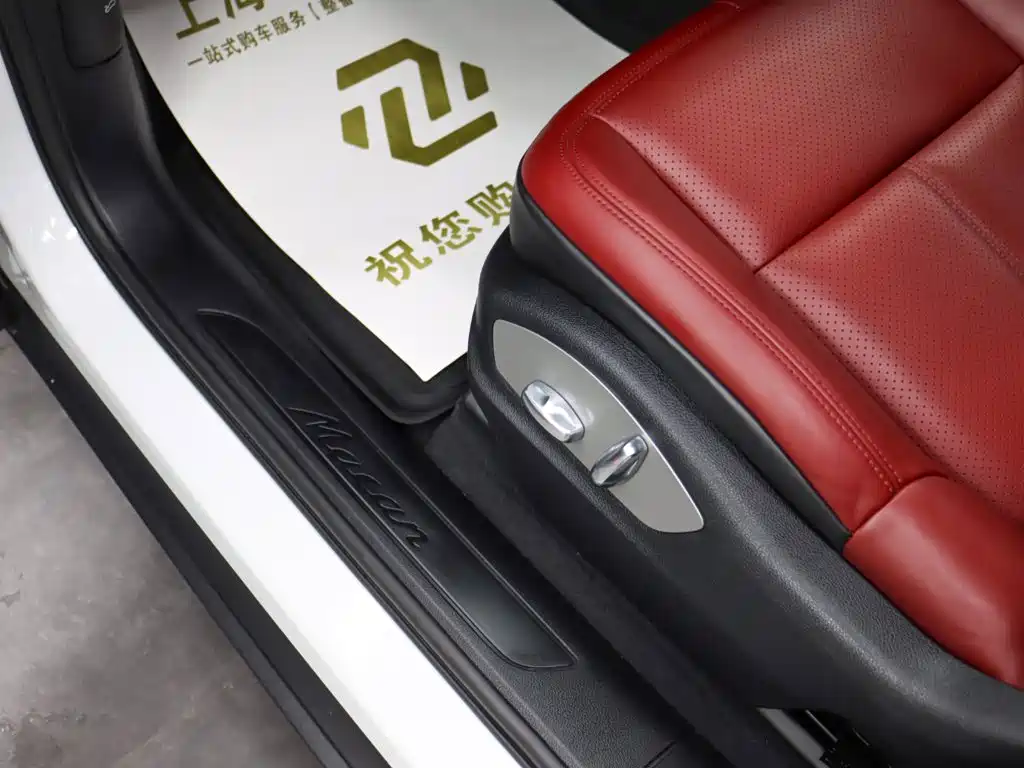 Macan 2021 2.0T