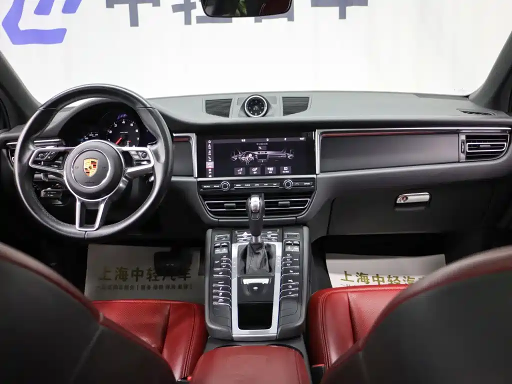 Macan 2021 2.0T