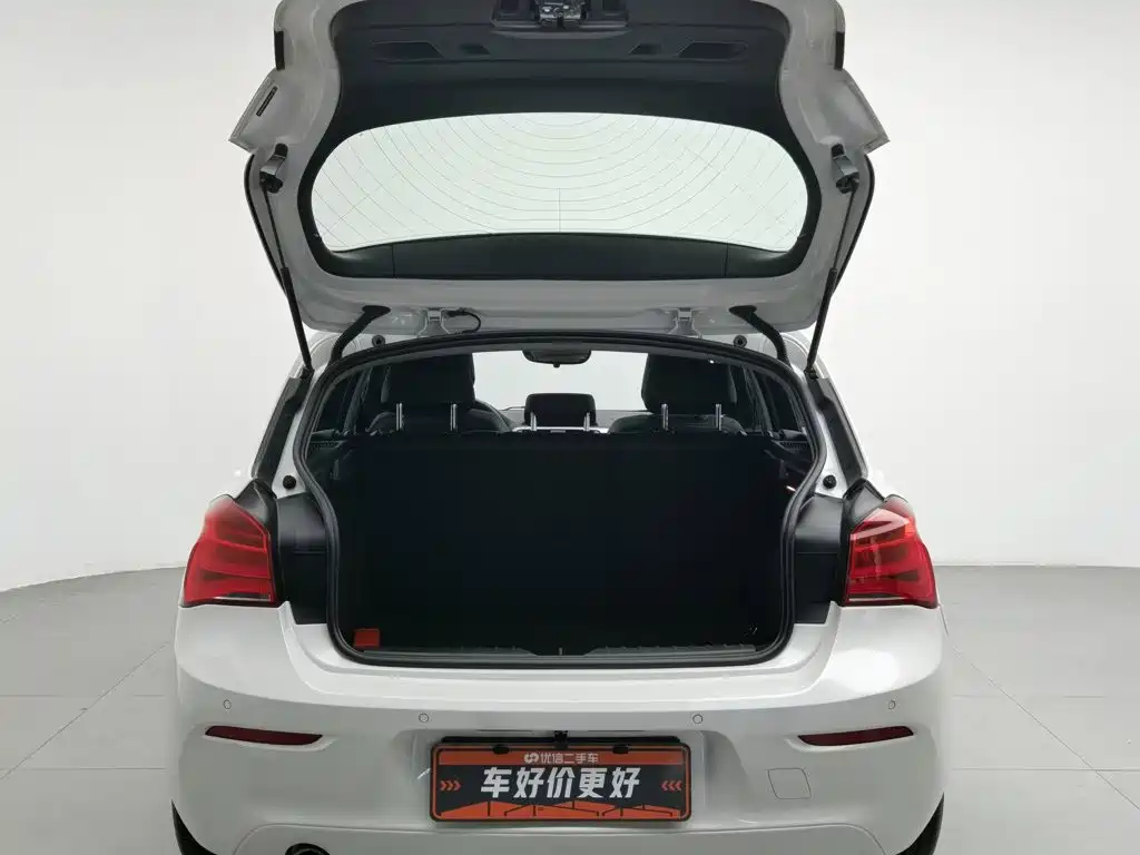 BMW 1 Series Import 2018 118i Leading Edition