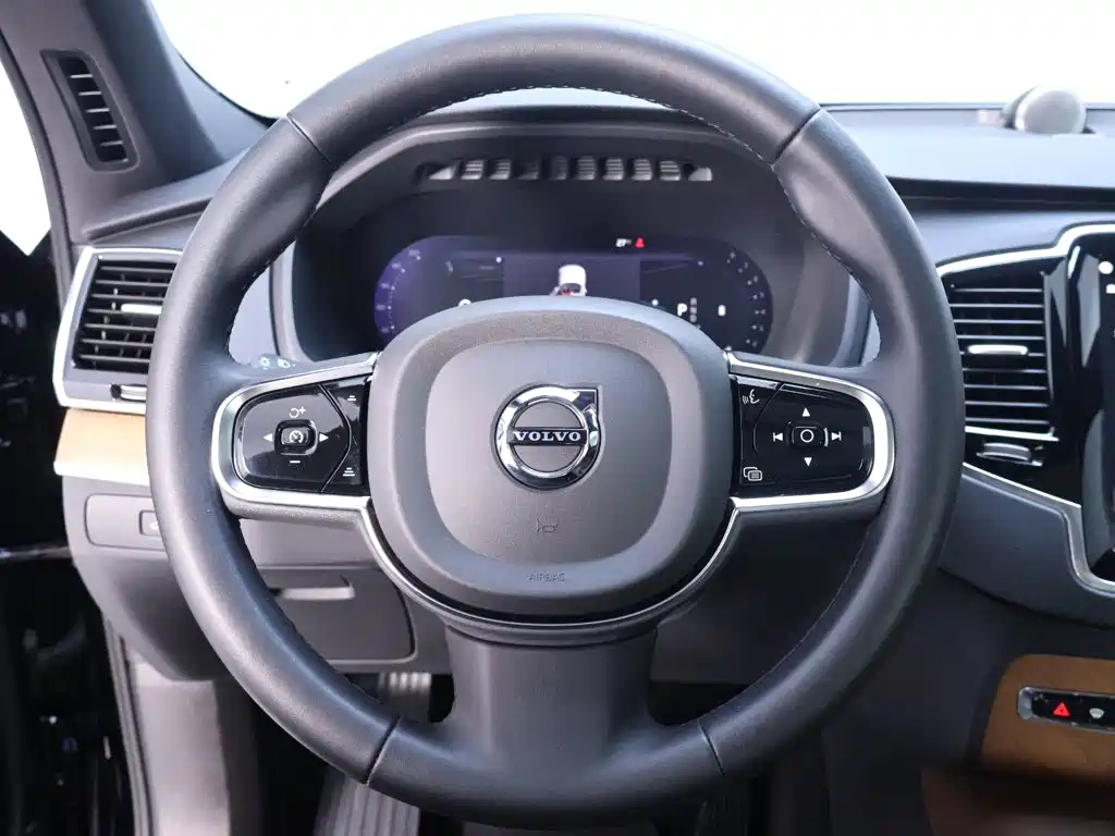 Volvo XC90 2023 B6 Intelligent Luxury Edition 7-seater