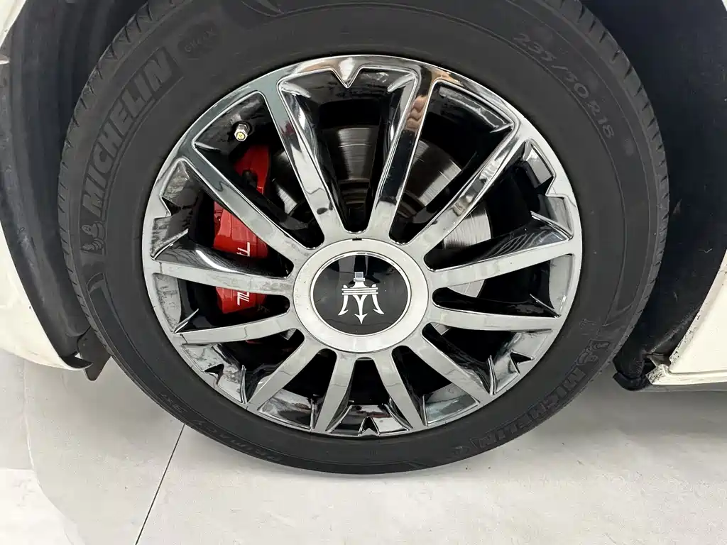 Ghibli 2018 Facelift 3.0T Standard Edition