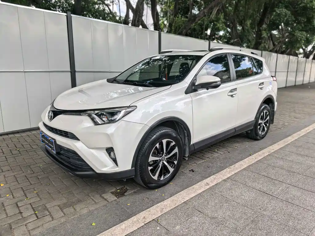 RAV4 2019款 2.0L CVT Two-Wheel Drive Pioneer Edition National VI
