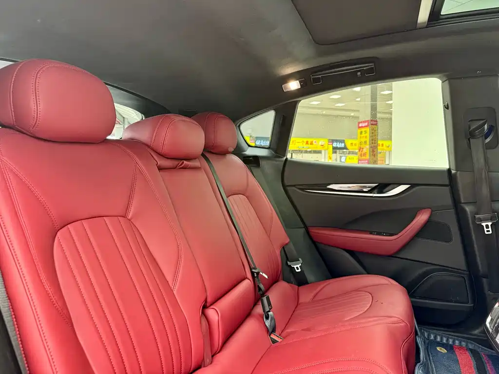 Levante 2018 Classic Edition 3.0T