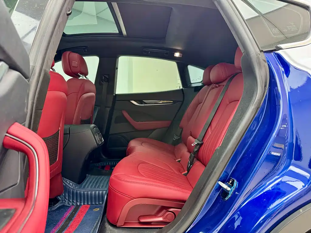 Levante 2018 Classic Edition 3.0T
