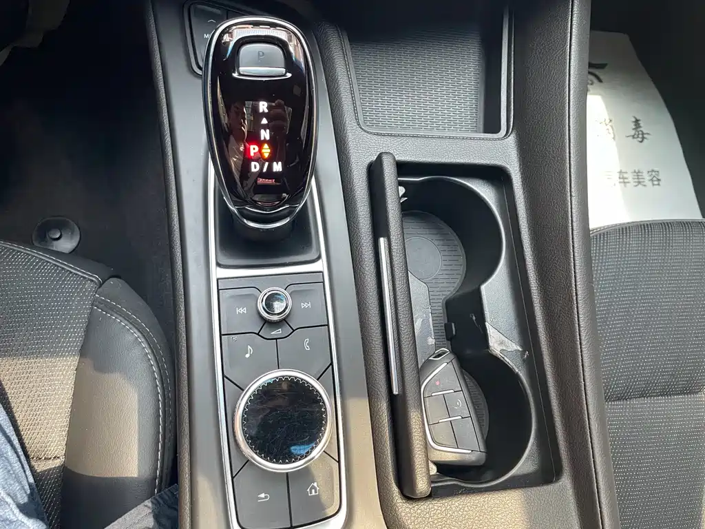 Cadillac CT5 2022 28T Luxury (Standard)